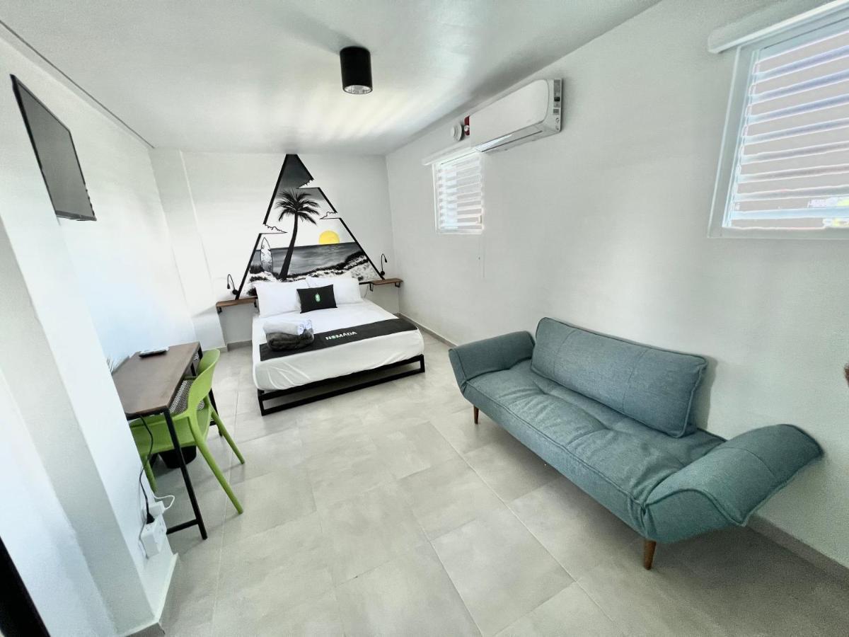 Nomada Beach Hostel- Isla Verde San Juan Exterior photo