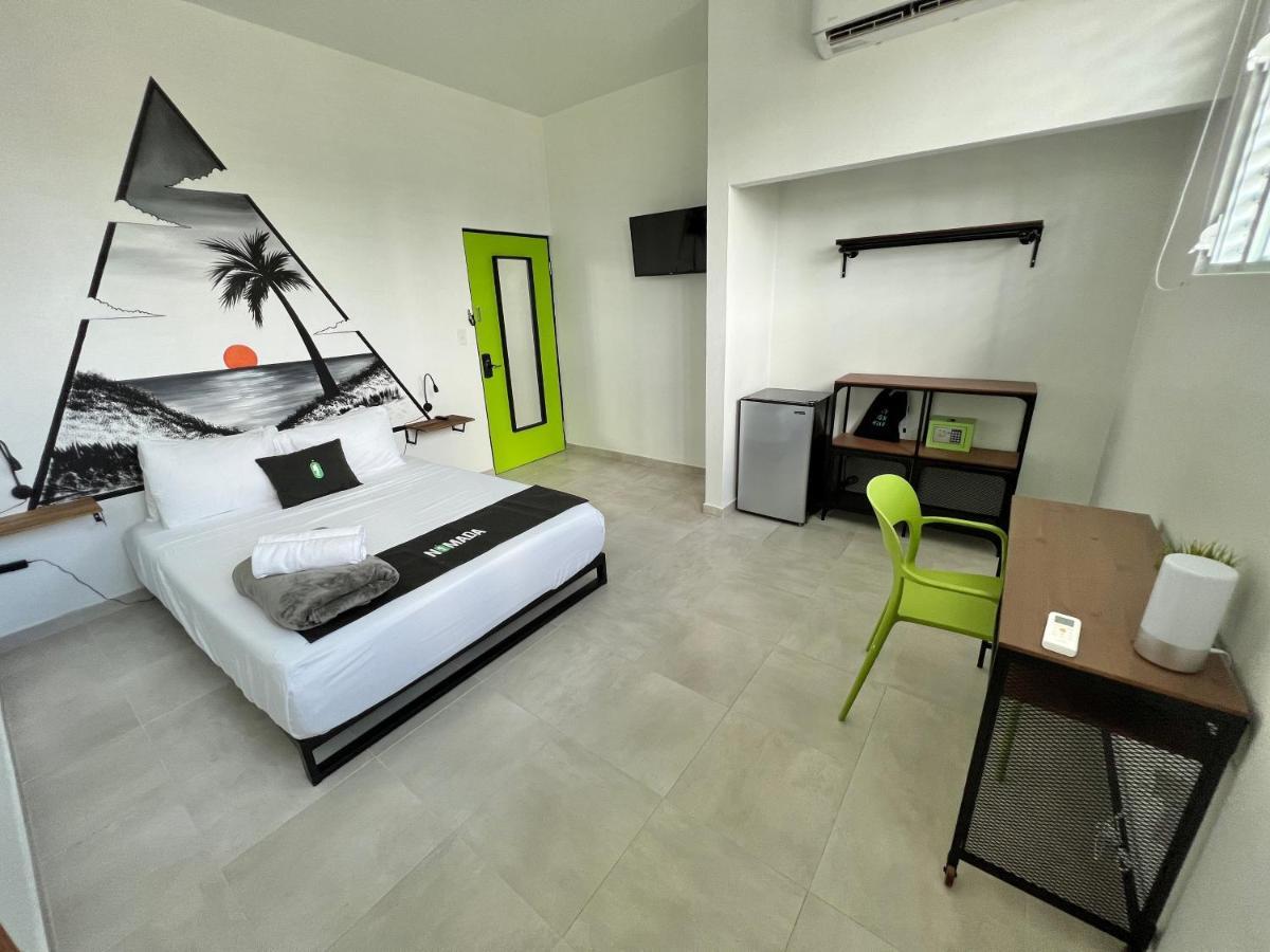 Nomada Beach Hostel- Isla Verde San Juan Exterior photo